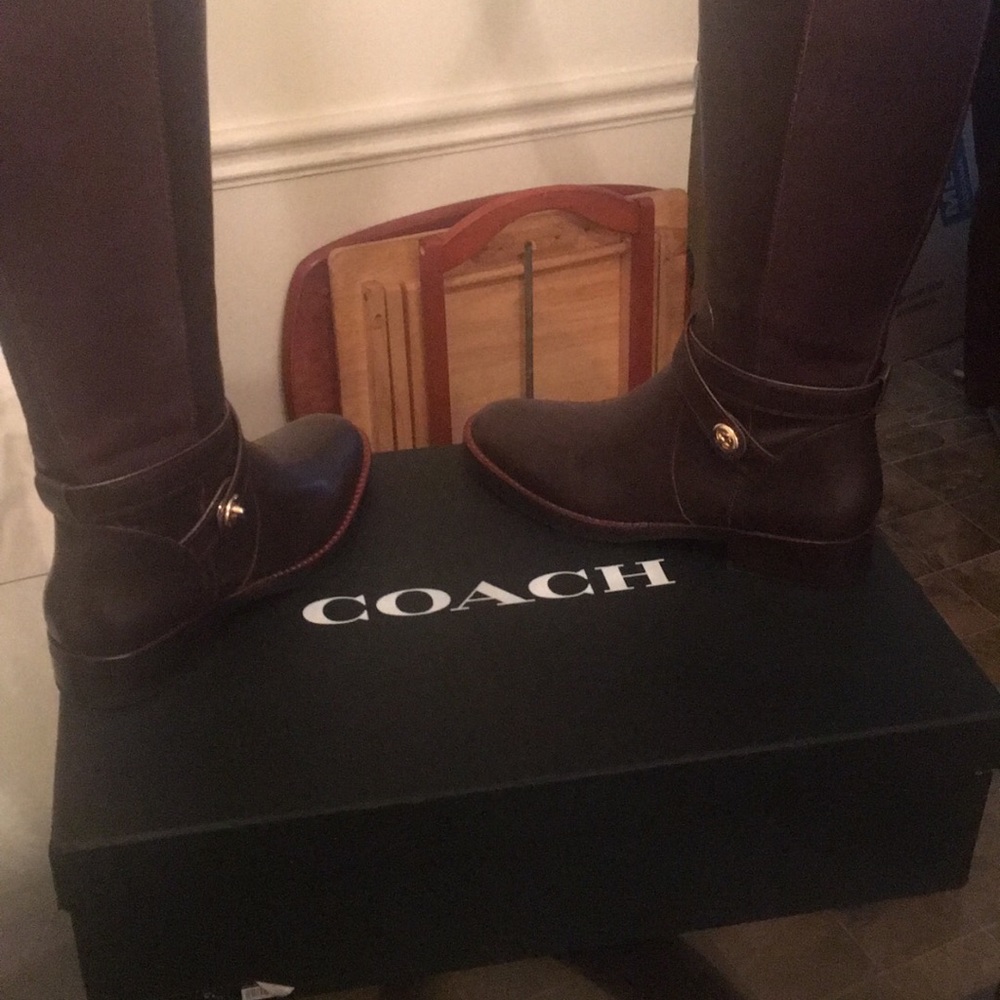 Winter boots worn twice only!!